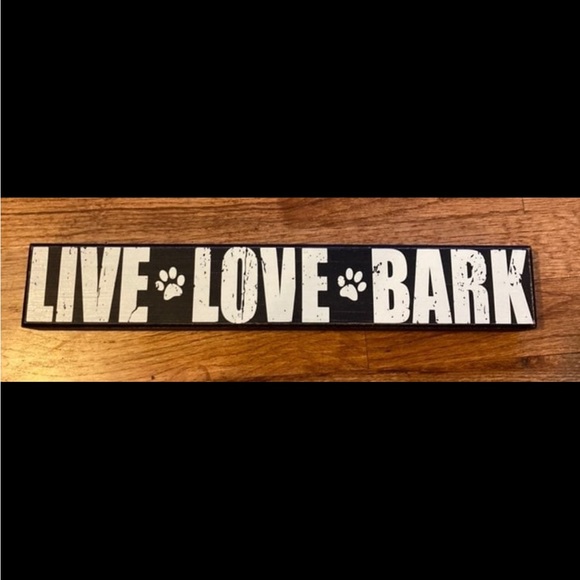 Sixtrees | Accents | Live Love Bark Wooden Sign With Paw Prints Art ...